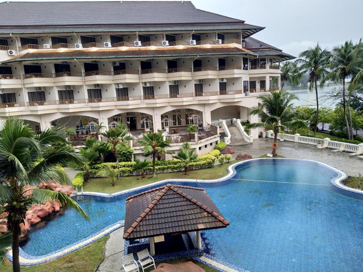 The Orient Star Resort Lumut Exterior foto