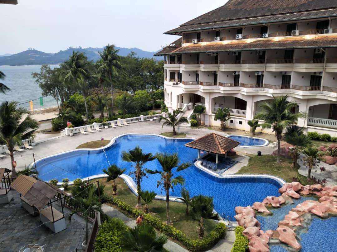 The Orient Star Resort Lumut Exterior foto
